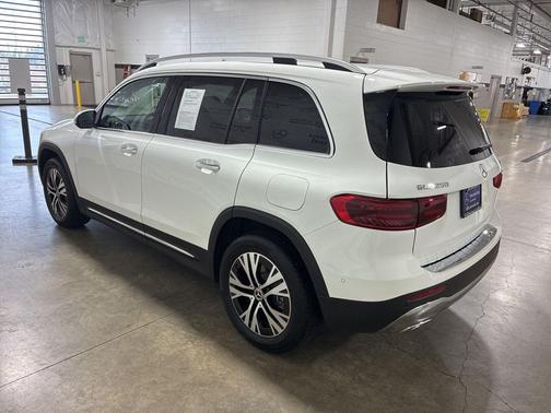 2025 Mercedes-Benz GLB 250 4MATIC