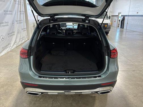 2025 Mercedes-Benz GLC 350e Base