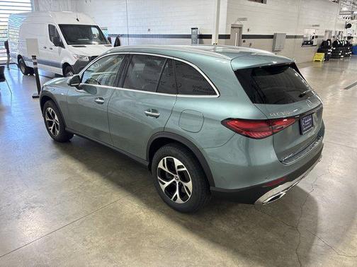 2025 Mercedes-Benz GLC 350e Base