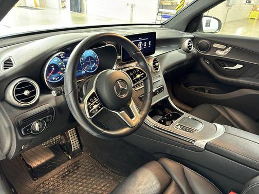 2022 Mercedes-Benz GLC 300 4MATIC