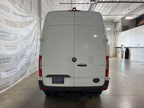 2025 Mercedes-Benz Sprinter 3500XD Standard Roof