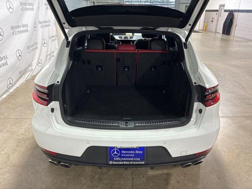 2017 Porsche Macan S