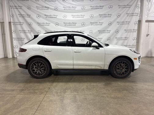 2017 Porsche Macan S