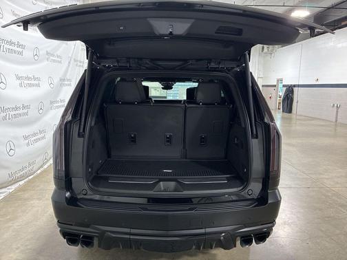 2025 Cadillac Escalade V-Series