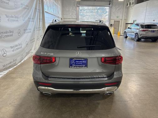2026 Mercedes-Benz GLB 250 4MATIC