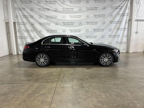 2025 Mercedes-Benz AMG C 43 4MATIC