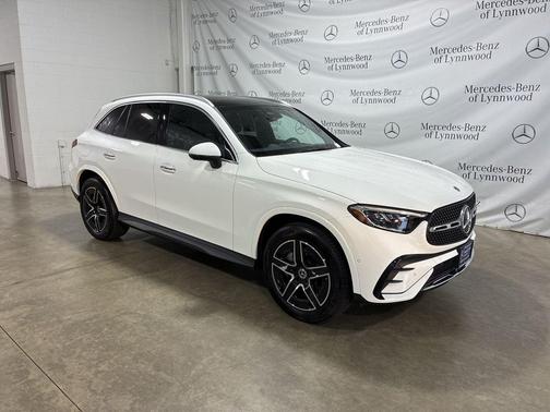2025 Mercedes-Benz GLC 300 4MATIC