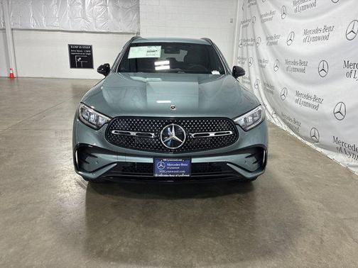 2025 Mercedes-Benz GLC 300 4MATIC