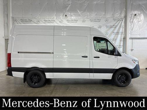 2025 Mercedes-Benz Sprinter 2500 High Roof