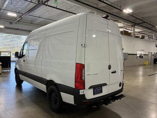 2025 Mercedes-Benz Sprinter 2500 High Roof