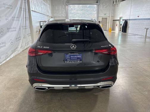 2025 Mercedes-Benz GLC 300 4MATIC