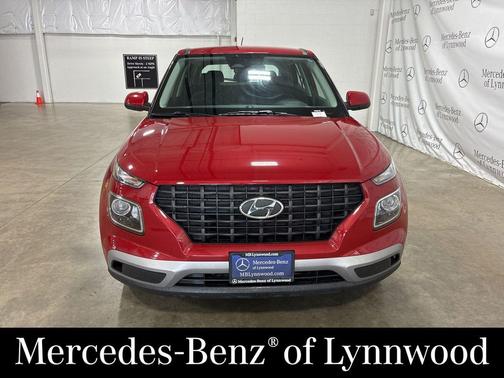 2023 Hyundai VENUE SE