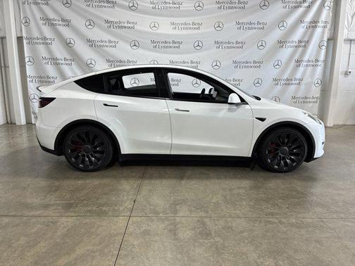 2022 Tesla Model Y Performance Dual Motor All-Wheel Drive