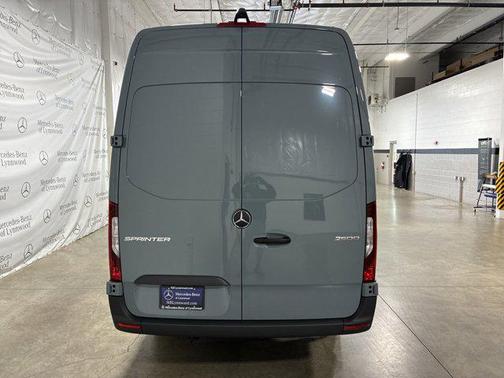 2025 Mercedes-Benz Sprinter 2500 High Roof