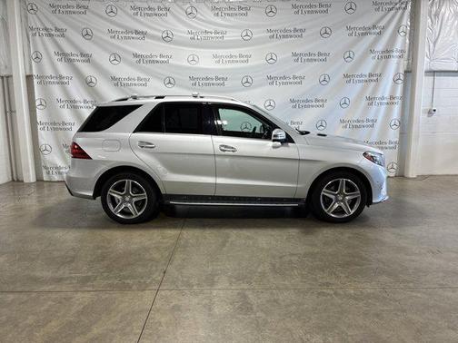 2017 Mercedes-Benz GLE 400 Base 4MATIC