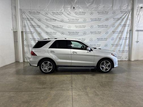 2017 Mercedes-Benz GLE 400 Base 4MATIC
