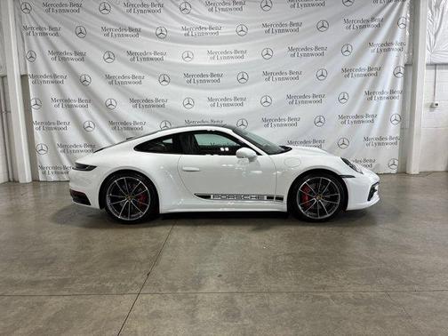 2023 Porsche 911 Carrera 4S