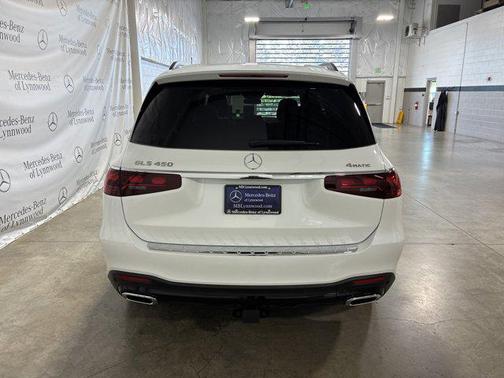 2025 Mercedes-Benz GLS 450 4MATIC