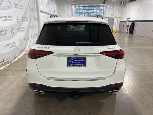 2026 Mercedes-Benz GLE 350 4MATIC