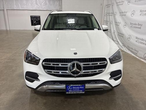 2026 Mercedes-Benz GLE 450e 4MATIC