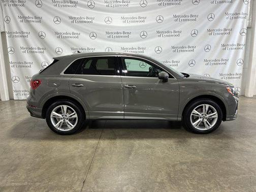 2020 Audi Q3 45 S line Premium