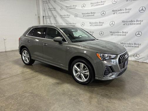 2020 Audi Q3 45 S line Premium