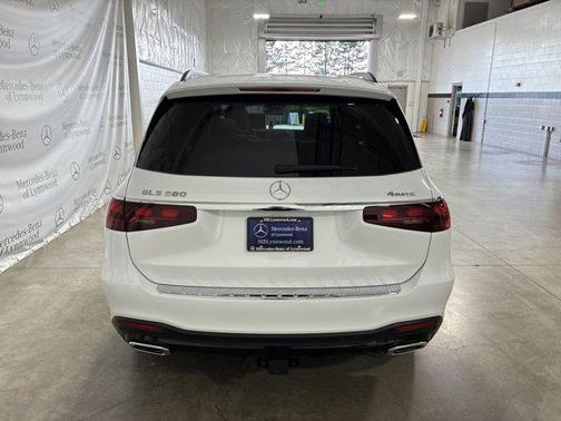 2024 Mercedes-Benz GLS 580 4MATIC