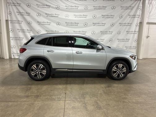 2025 Mercedes-Benz GLA 250 4MATIC
