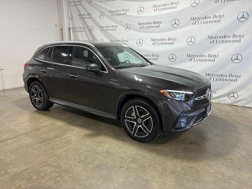 2025 Mercedes-Benz GLC 300 4MATIC