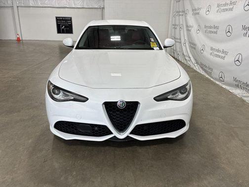 2018 Alfa Romeo Giulia Sport