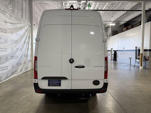 2025 Mercedes-Benz Sprinter 3500XD High Roof