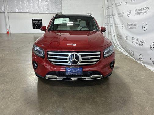 2025 Mercedes-Benz GLB 250 4MATIC
