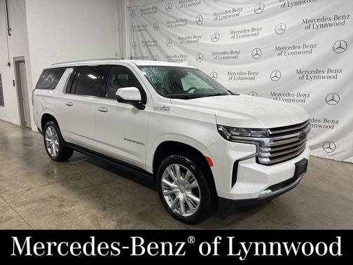 2022 Chevrolet Suburban 4WD High Country