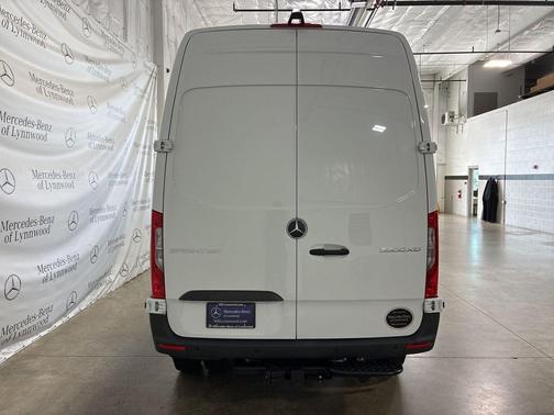 2025 Mercedes-Benz Sprinter 3500XD Standard Roof