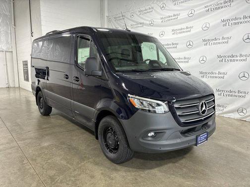 2025 Mercedes-Benz Sprinter 2500 Standard Roof