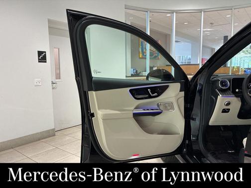 Black 2026 Mercedes-Benz GLC 300 4MATIC
