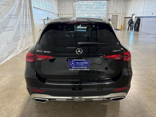 Black 2026 Mercedes-Benz GLC 300 4MATIC