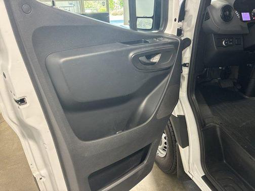 2021 Mercedes-Benz Sprinter 2500 High Roof