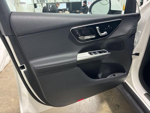 Polar White 2026 Mercedes-Benz GLC 300 4MATIC