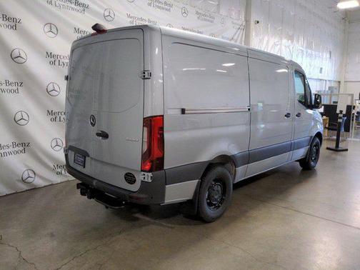2025 Mercedes-Benz Sprinter 2500 Standard Roof