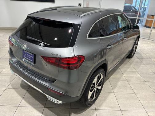 Mountain Grey Metallic 2026 Mercedes-Benz GLA 250 4MATIC