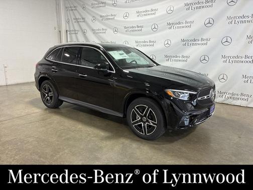 2026 Mercedes-Benz GLC 300 4MATIC
