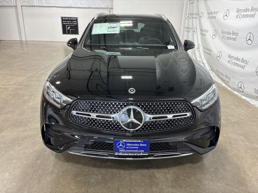 2026 Mercedes-Benz GLC 300 4MATIC