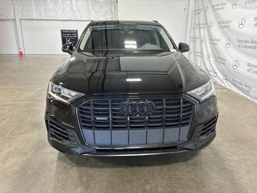 2022 Audi Q7 55 Premium