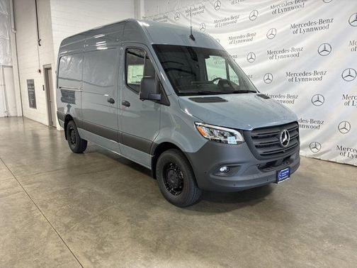 2025 Mercedes-Benz Sprinter 2500 High Roof
