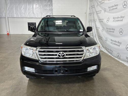 2011 Toyota Land Cruiser Base