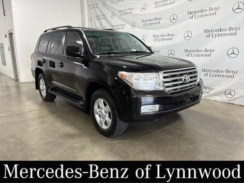 2011 Toyota Land Cruiser Base