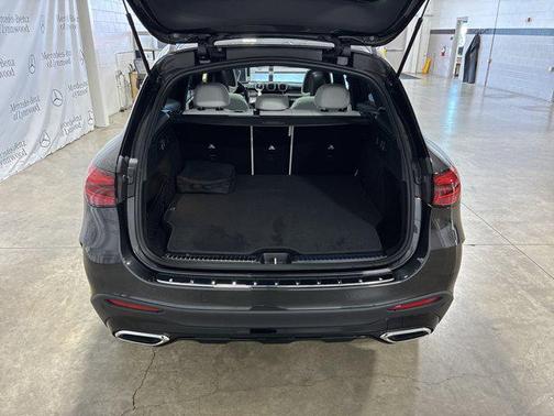 2025 Mercedes-Benz GLC 350e Base