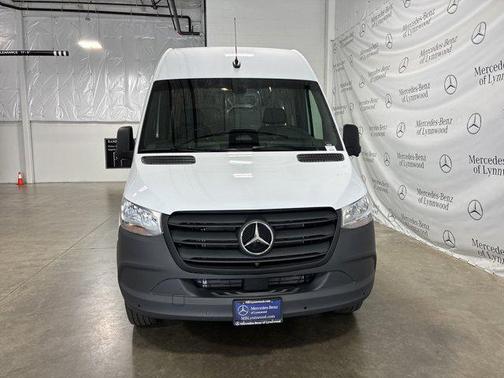 2025 Mercedes-Benz Sprinter 2500 High Roof