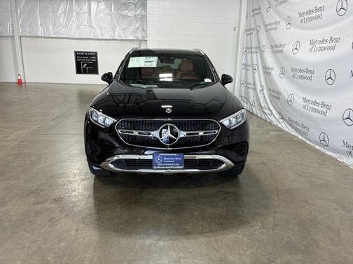 2025 Mercedes-Benz GLC 350e Base